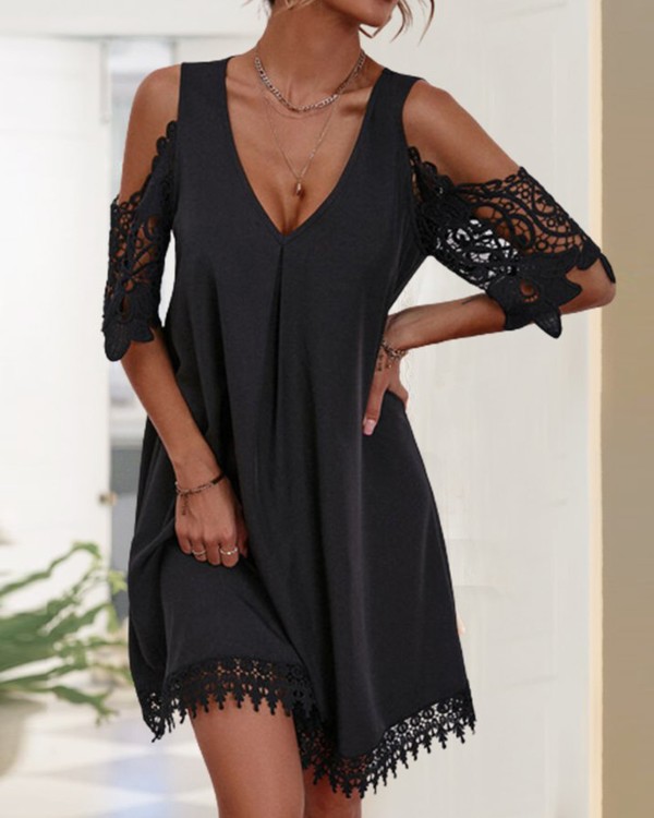Contrast Lace Cold Shoulder Casual Dress